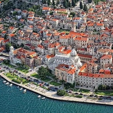 Apartmán Luxurious Mediterranean Neva